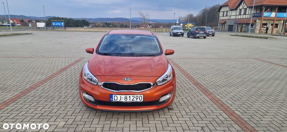 Kia Ceed 1.6 GDI L DCT - 1