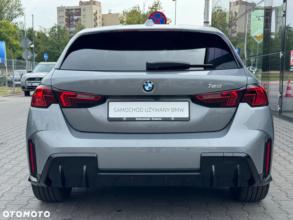 BMW Seria 1 120 mHEV - 21