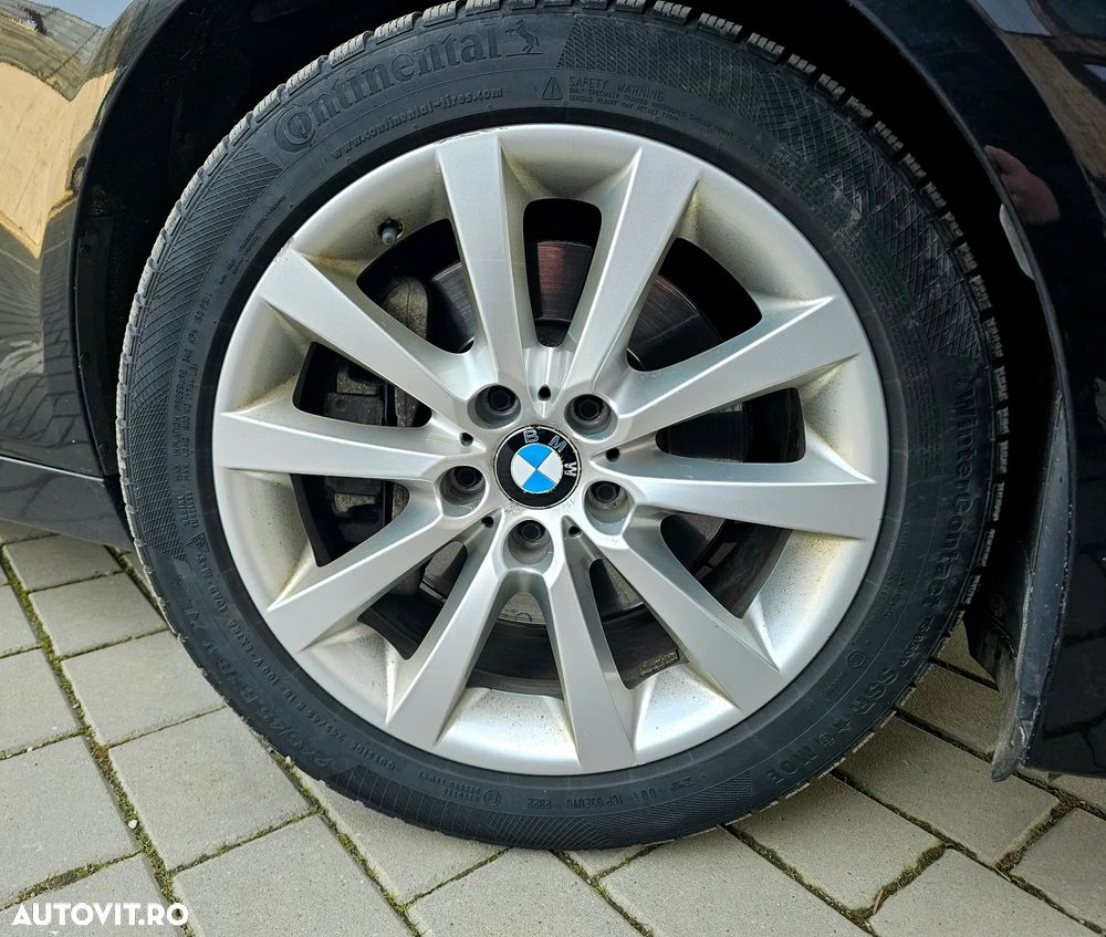BMW Seria 5 525d xDrive - 39