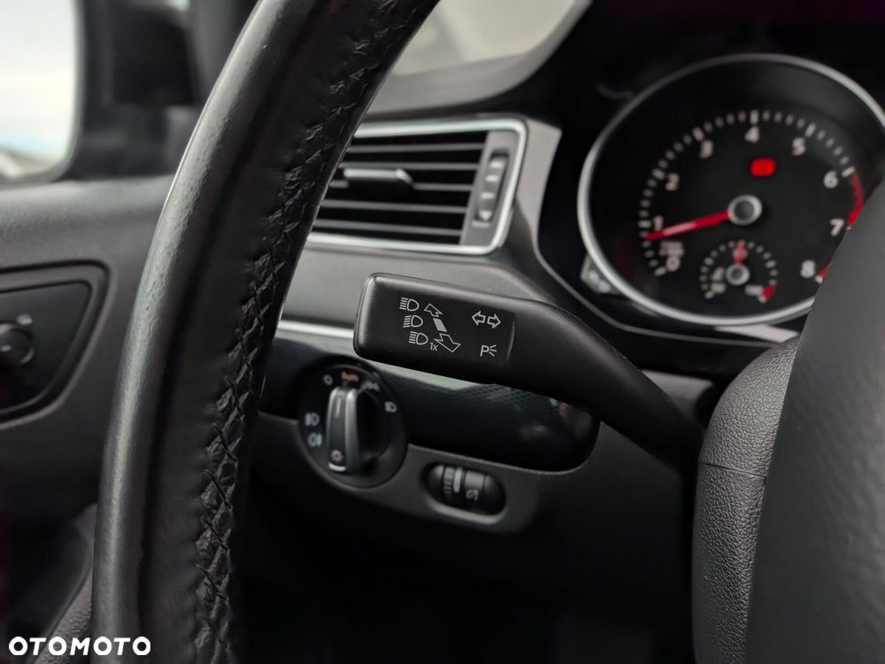 Volkswagen Jetta 1.4 TSI BMT Highline - 19