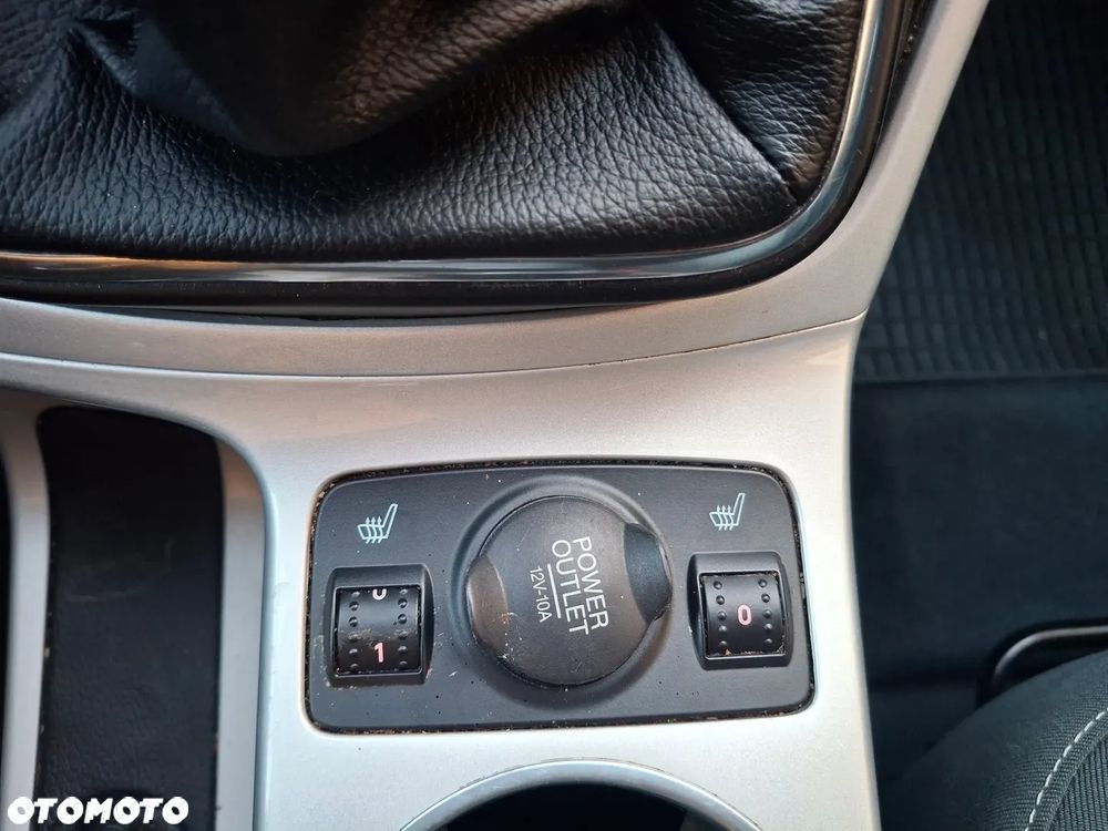 Ford C-MAX 1.6 Ti-VCT Titanium - 26