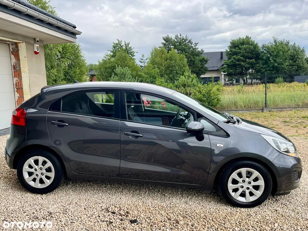 Kia Rio 1.2 Attract - 9