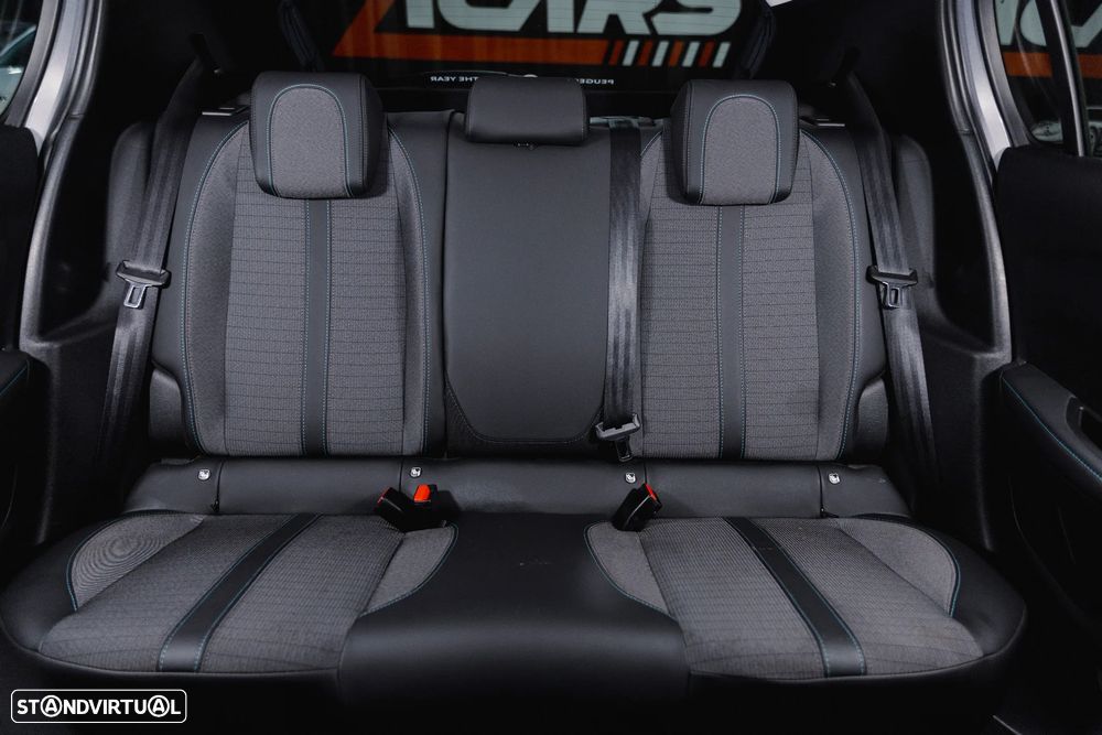 Peugeot e-208 Allure Pack - 8