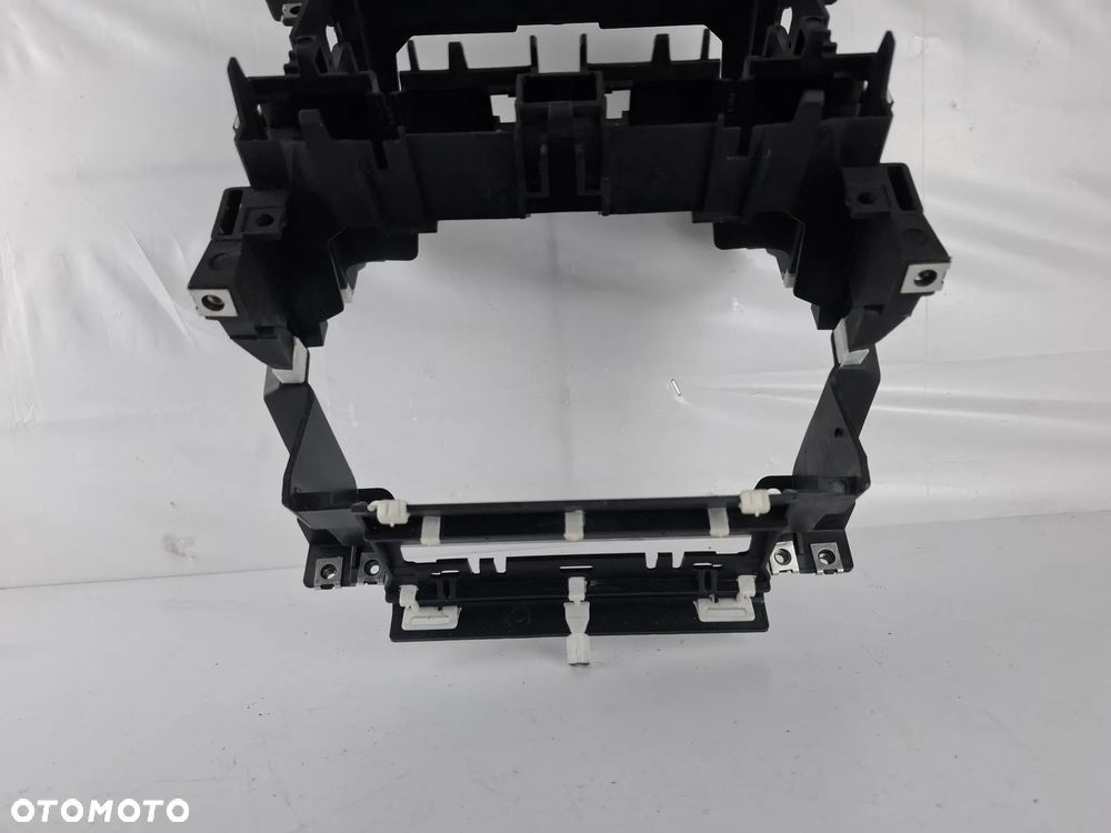 Mocowanie Ramka Kosz Dużego Radia 2-Din 2Din Audi A3 8P 8P0858005D - 5