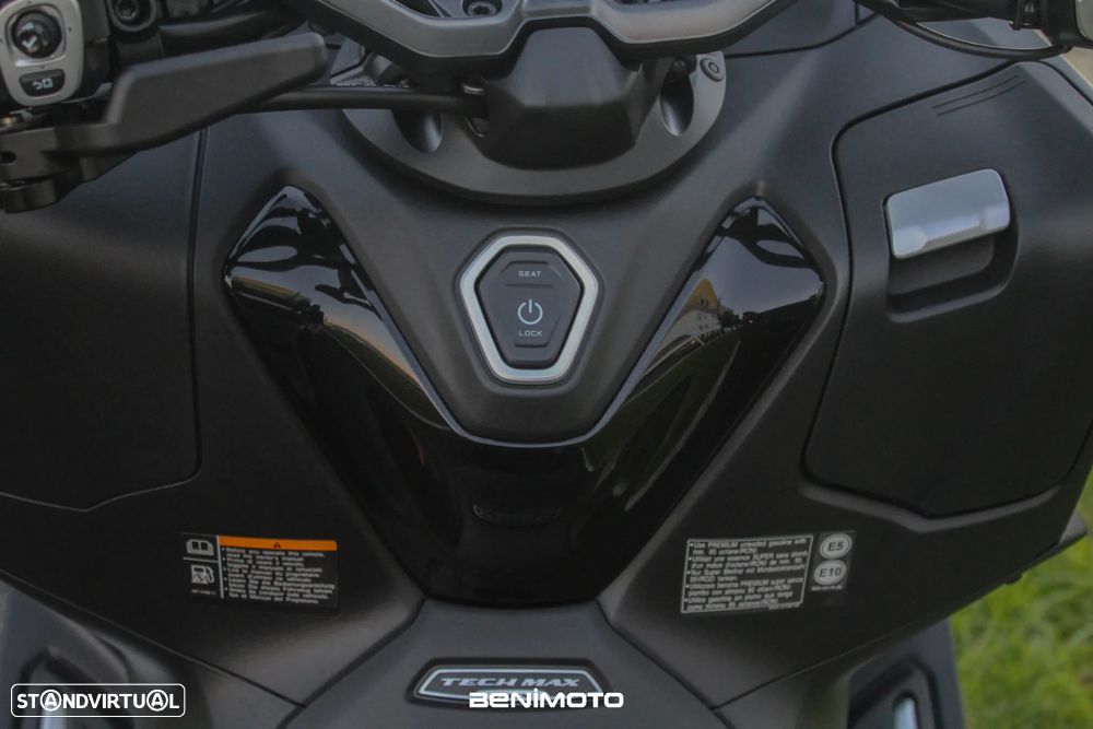 Yamaha TMAX 560 TechMax - 13