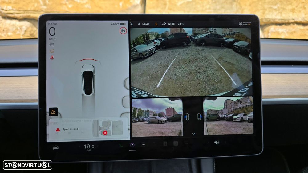 Tesla Model Y Long Range Tração Integral - 19