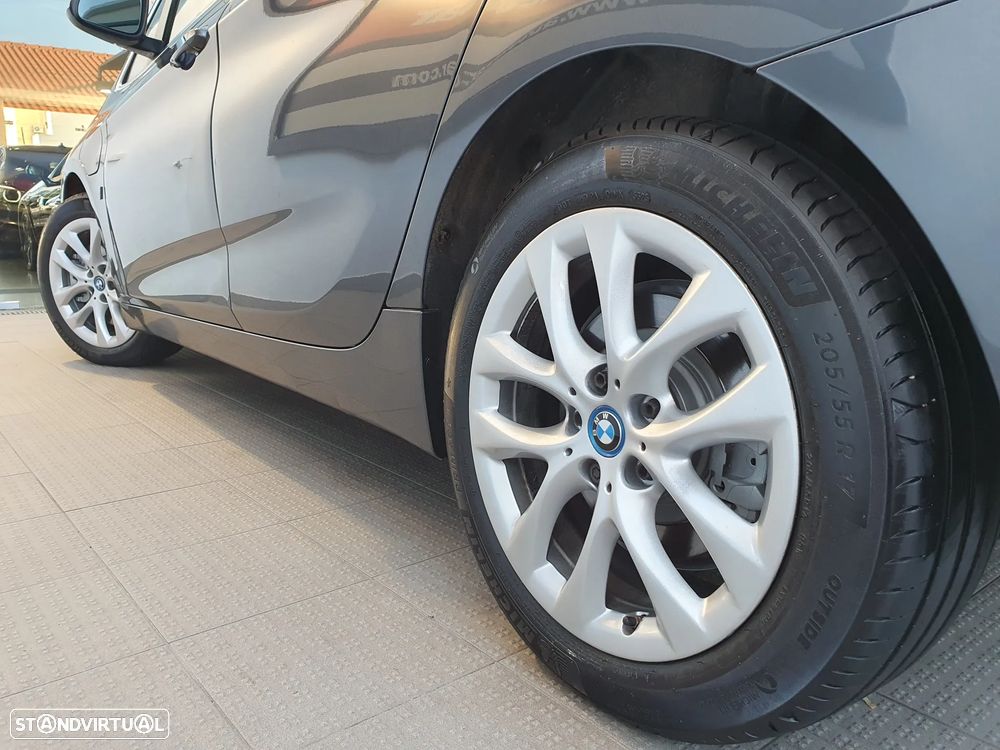BMW 225xe Active Tourer iPerformance Sport Line - 12