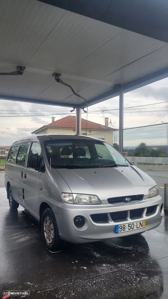 Hyundai H-1 Starex - 3