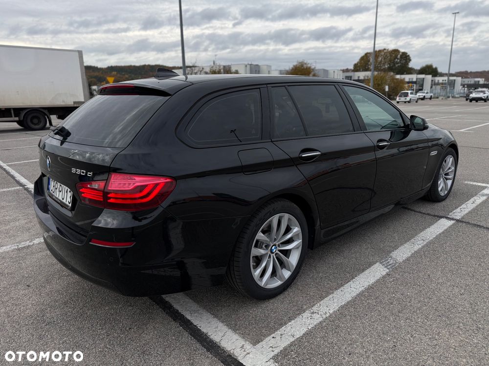 BMW Seria 5 530d xDrive Luxury Line - 8