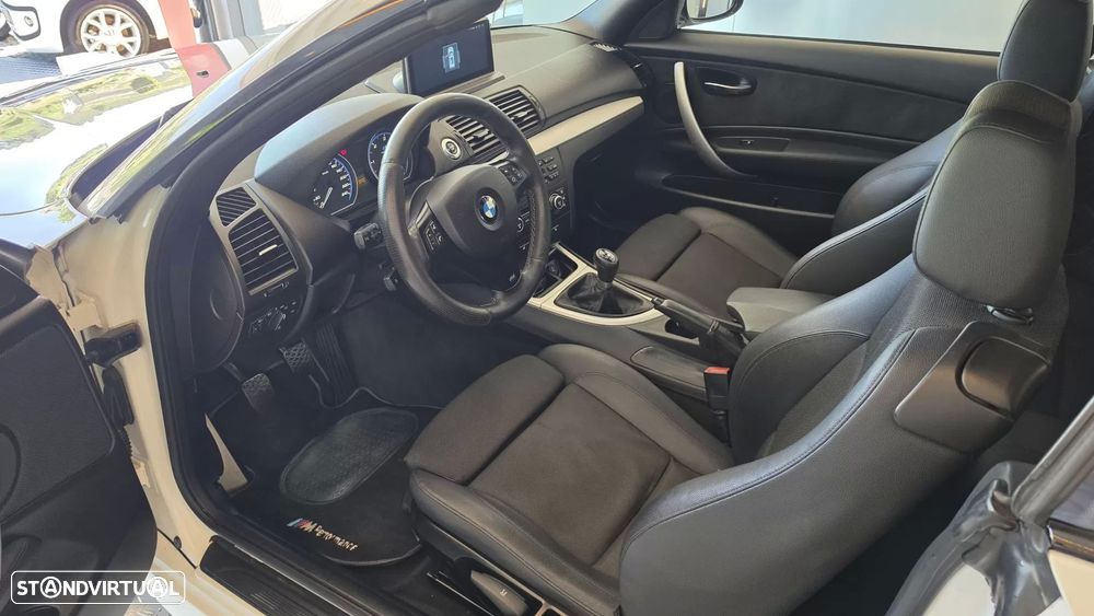 BMW 118 d Limited Edition Lifestyle c/ M Sport Pack - 7