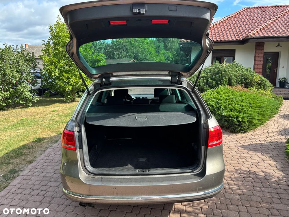 Volkswagen Passat Variant 2.0 TDI BlueMotion Technology Comfortline - 26