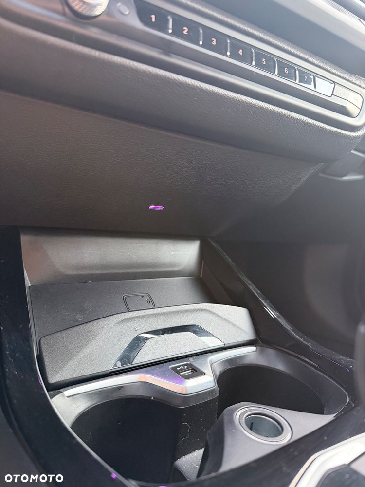 BMW Seria 2 220d xDrive Edition Colorvision - 30