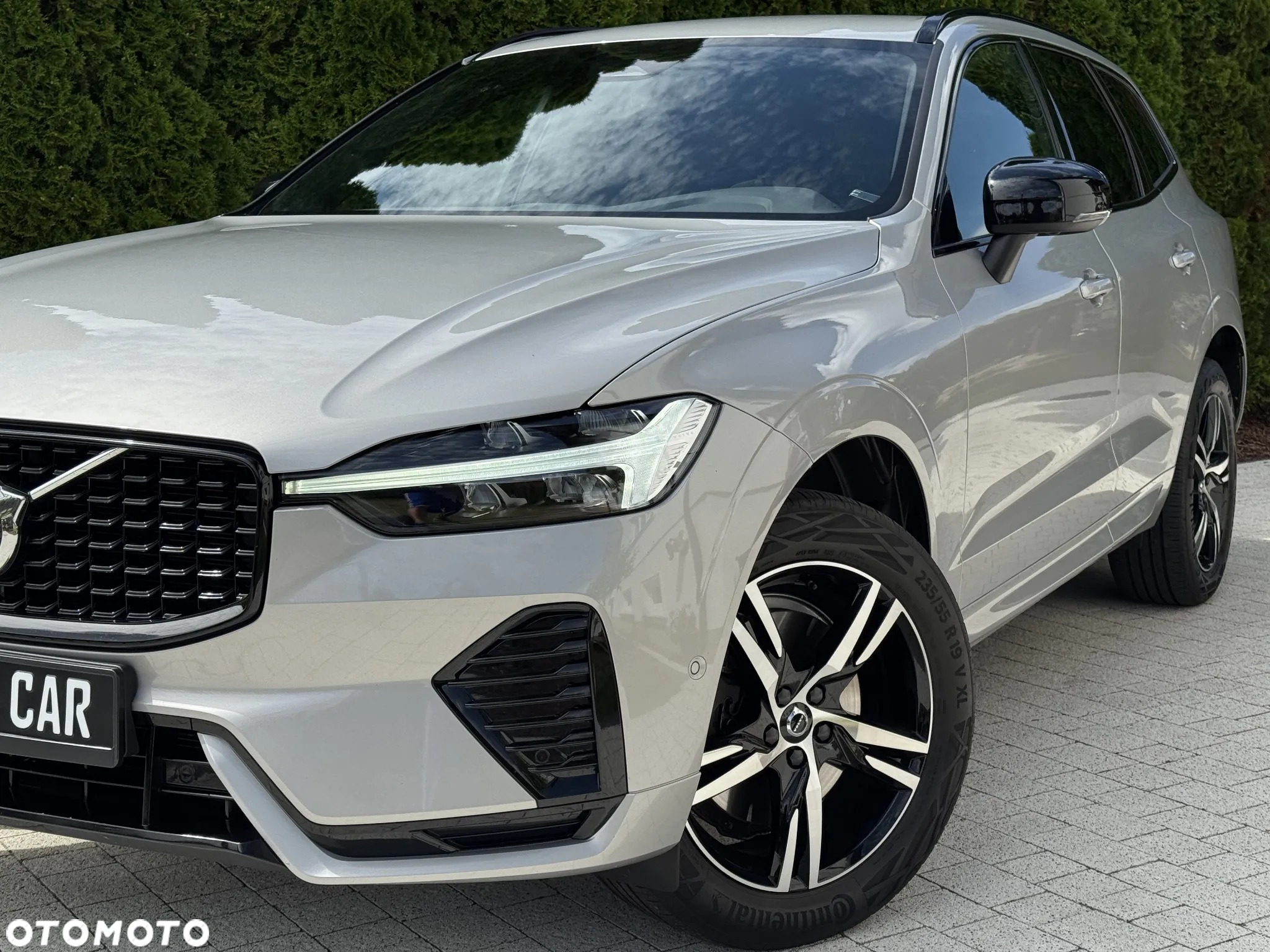 Volvo XC 60 B4 D Plus Dark - 34