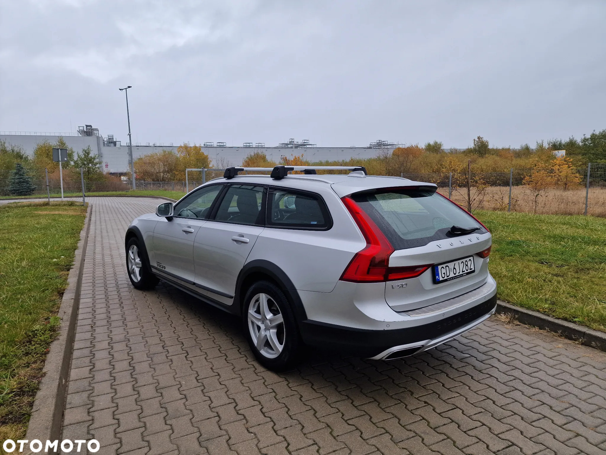 Volvo V90 Cross Country D4 AWD - 4