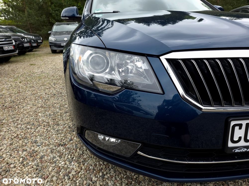 Skoda Superb 2.0 TDI Ambition - 30