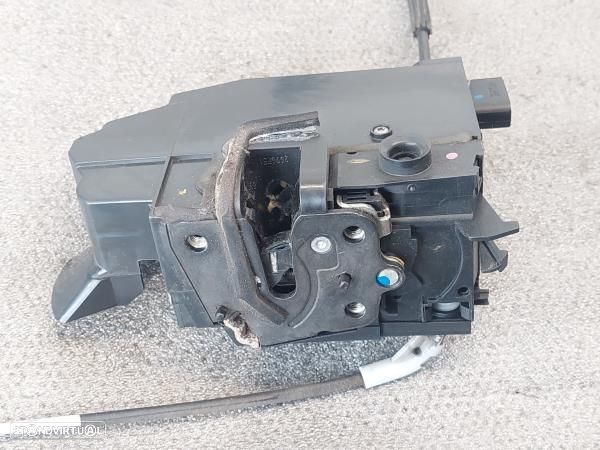 Fecho Porta Frente Esq Peugeot 308 Sw Ii - 3