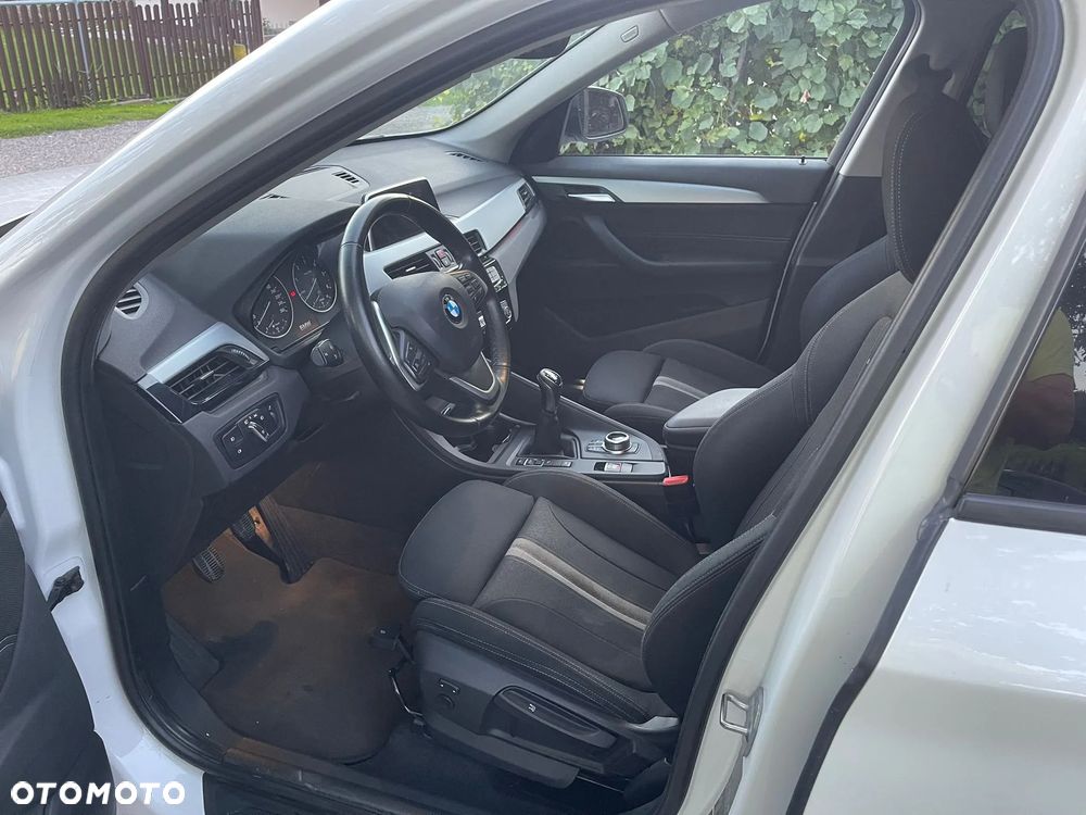 BMW X1 xDrive18d Advantage - 8