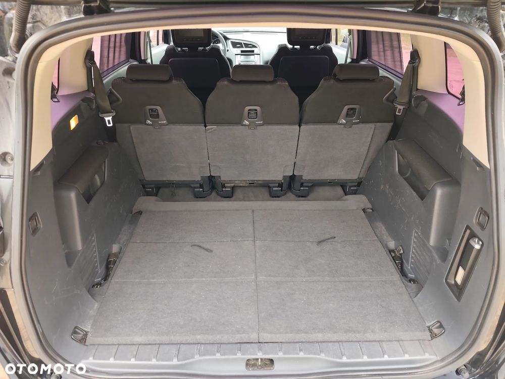 Peugeot 5008 - 30