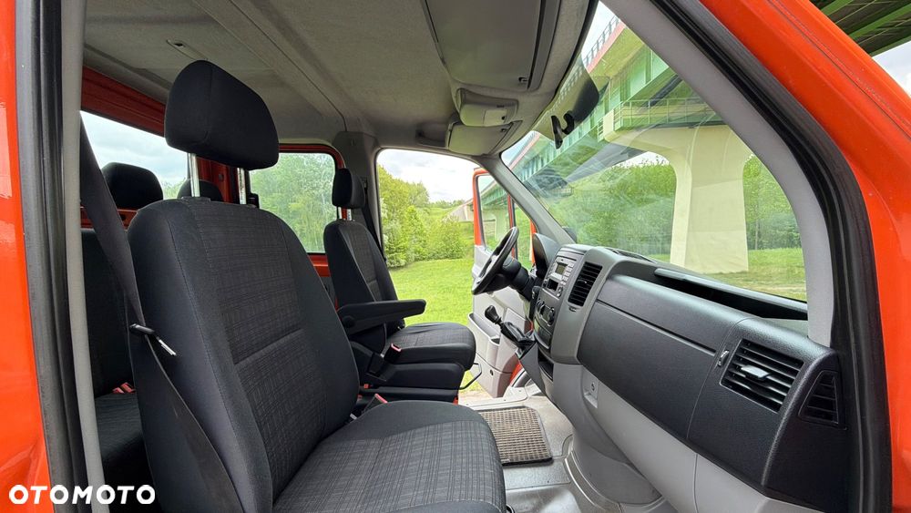 Mercedes-Benz Sprinter - 9