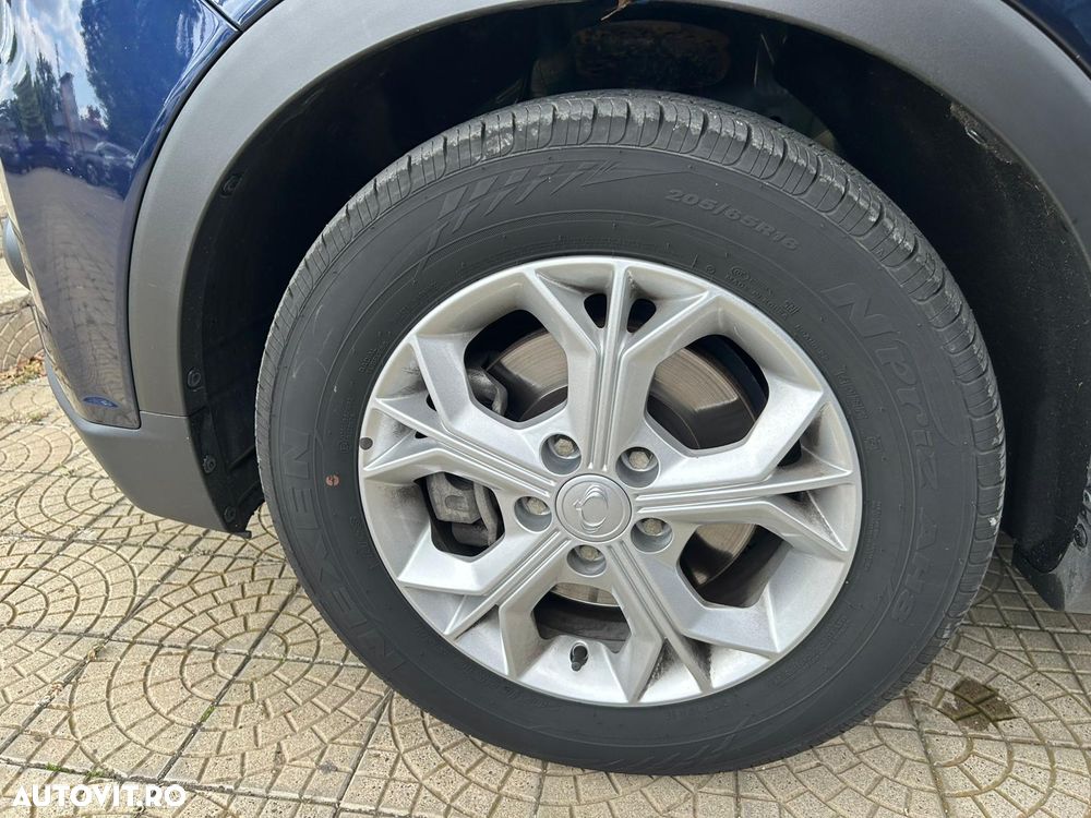 SsangYong Tivoli 1.5 T-GDi 4WD Automatik Black - 24