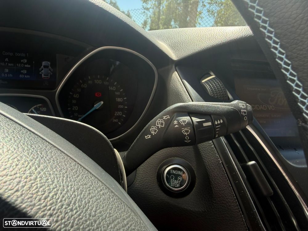Ford Focus 1.5 TDCi ECOBlue Titanium - 44
