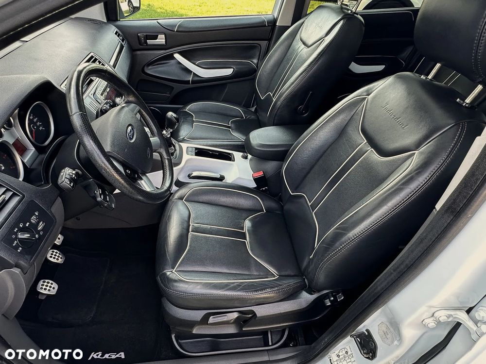 Ford Kuga 2.0 TDCi Titanium - 6