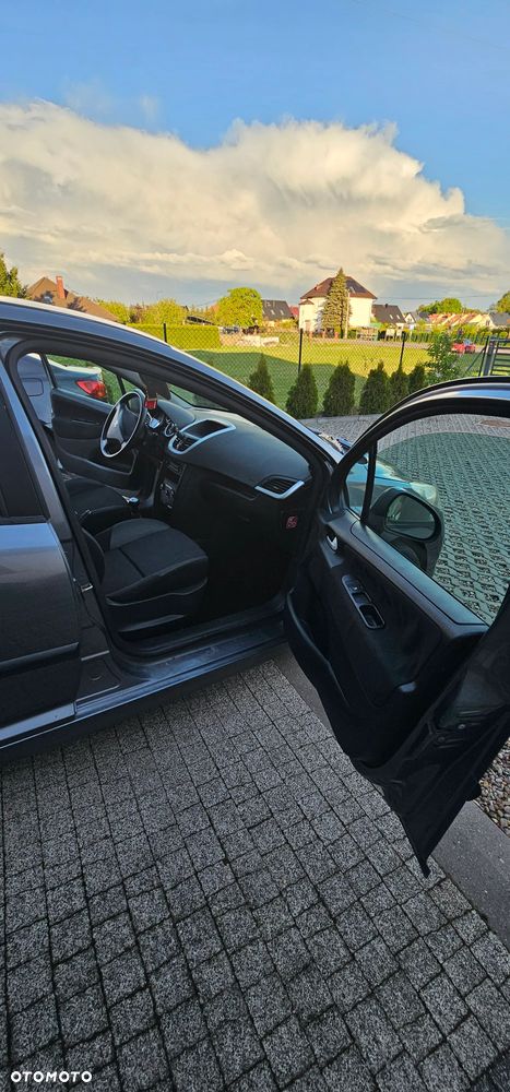 Peugeot 207 1.4 HDi Business Line - 4