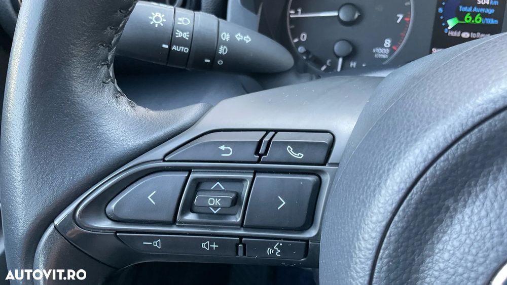 Toyota Yaris 1.5 L Dynamic - 14