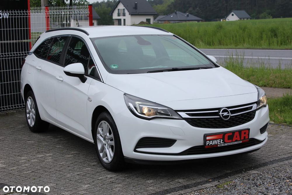 Opel Astra 1.4 Turbo Edition - 4