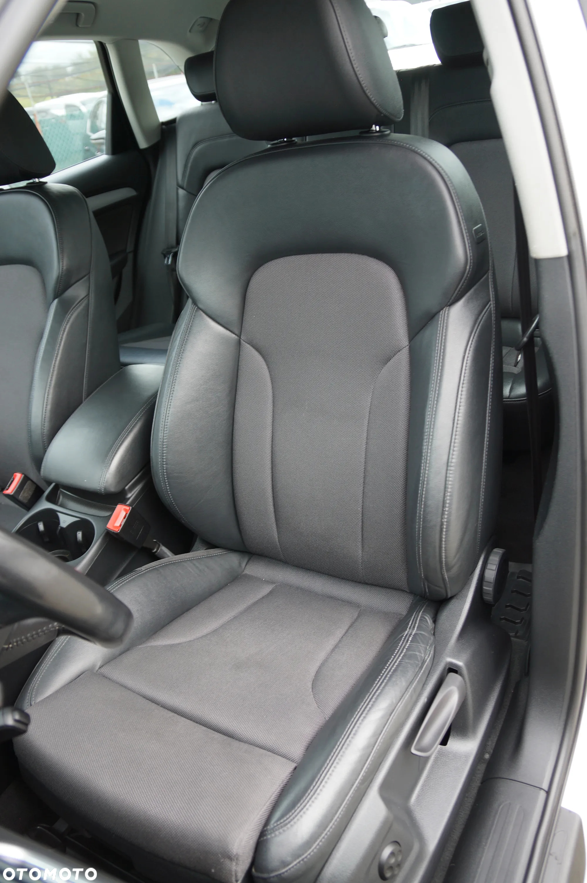 Audi Q5 2.0 TDI quattro - 24