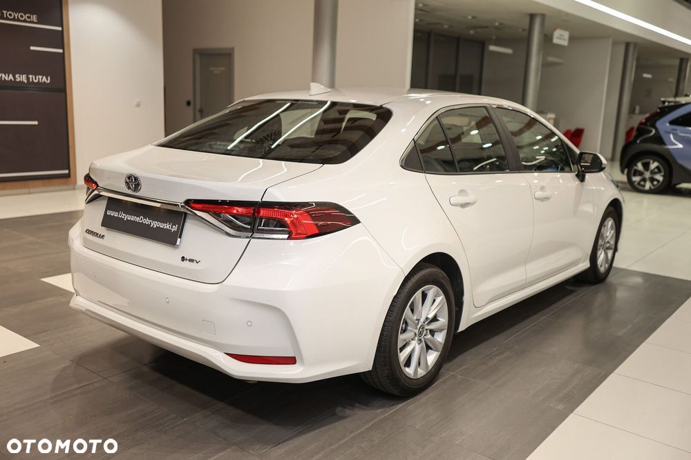 Toyota Corolla 1.8 Hybrid Comfort - 18