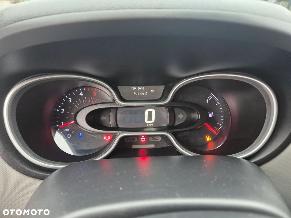Renault Trafic - 17