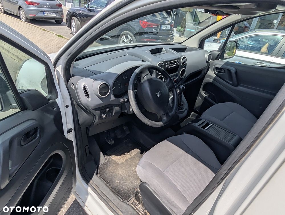 Peugeot Partner - 8