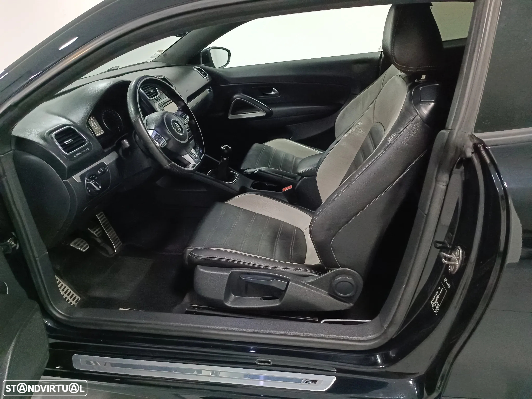 VW Scirocco 2.0 TDI R-Line - 10