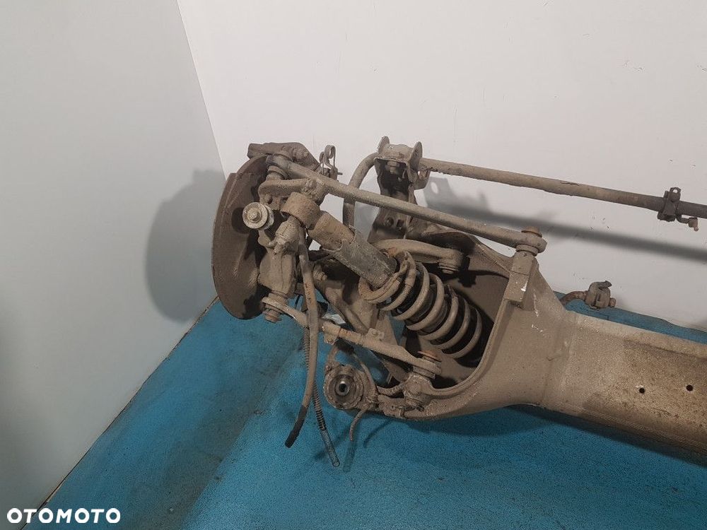 CITROEN C5 II X7 1.6 HDI SEDAN BELKA ZAWIESZENIA TYŁ - 11