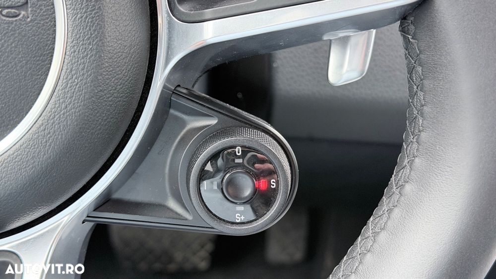 Porsche Cayenne - 15