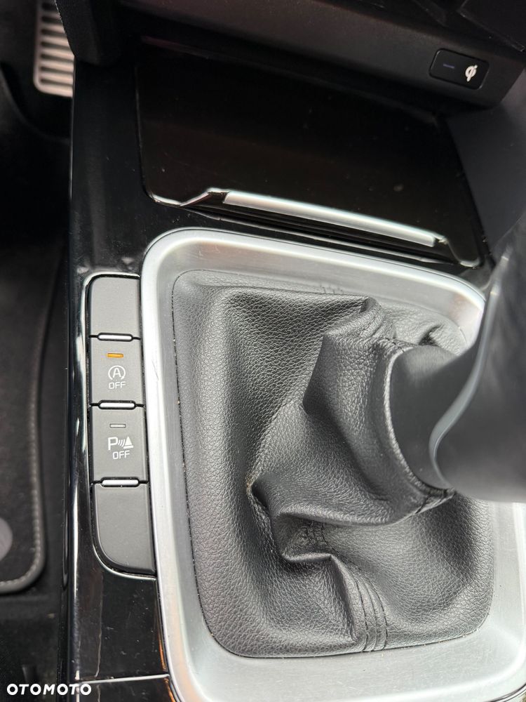 Kia XCeed 1.0 T-GDI L Business Line - 23