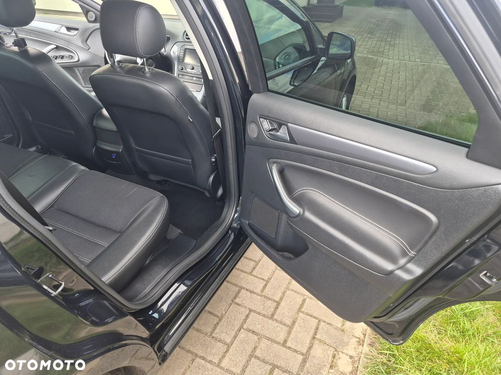 Ford Mondeo 1.6 Eco Boost Start-Stopp Champions Edition - 19