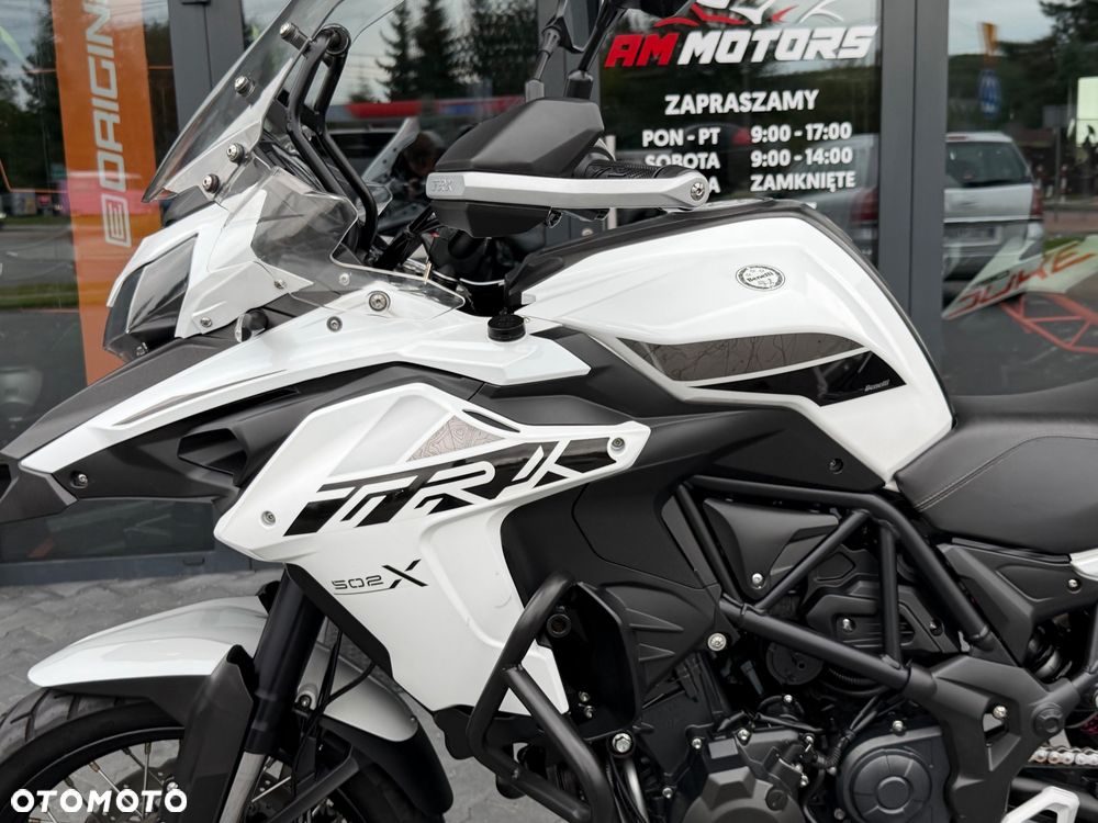 Benelli TRK 502X - 32