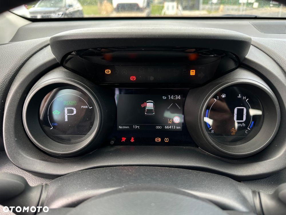 Toyota Yaris - 32