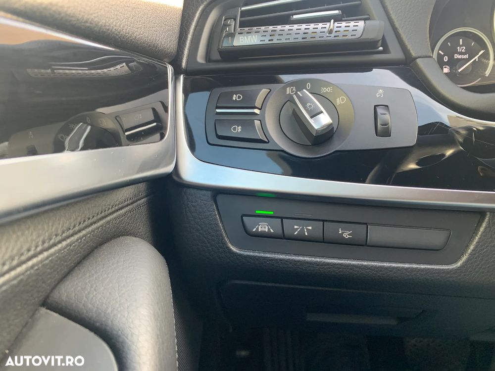 BMW Seria 5 520d xDrive AT - 14