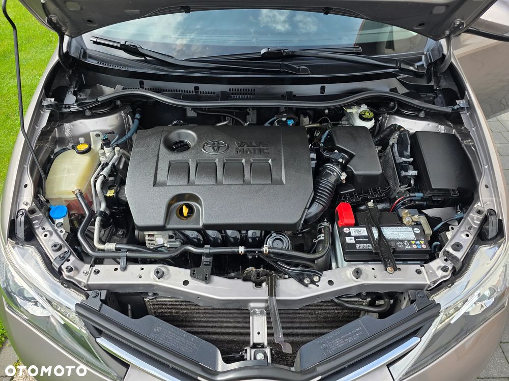 Toyota Auris 1.6 Valvematic Edition - 9