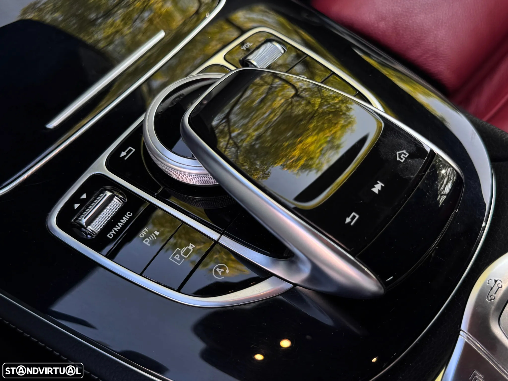 Mercedes-Benz E 450 4-Matic AMG Line - 44