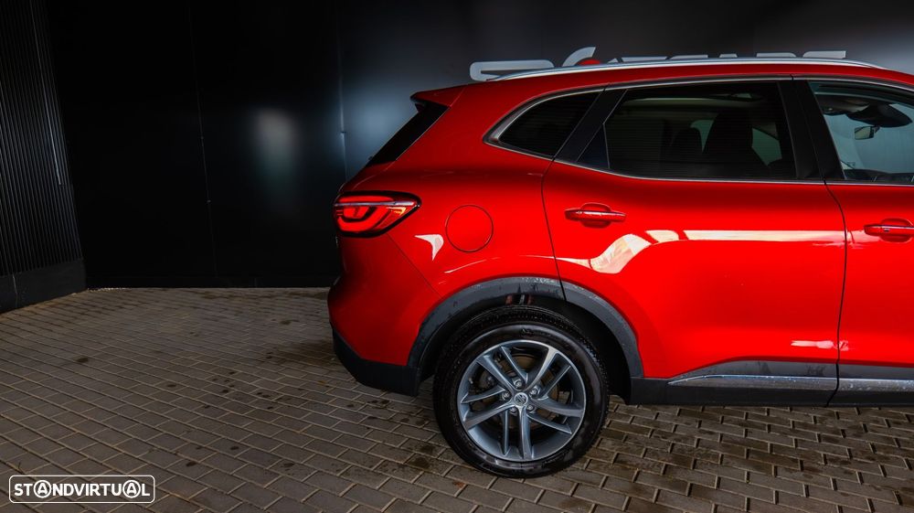 MG EHS 1.5 T-GDI Plug-in Hybrid Luxury - 4