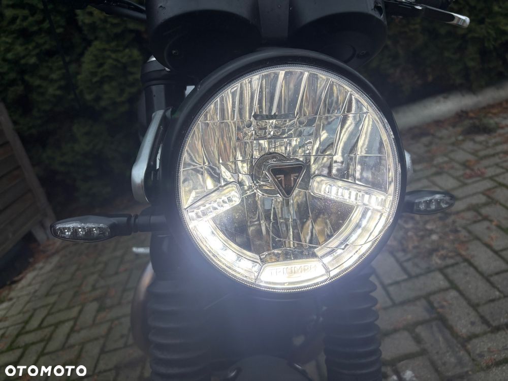 Triumph Speed Twin - 15