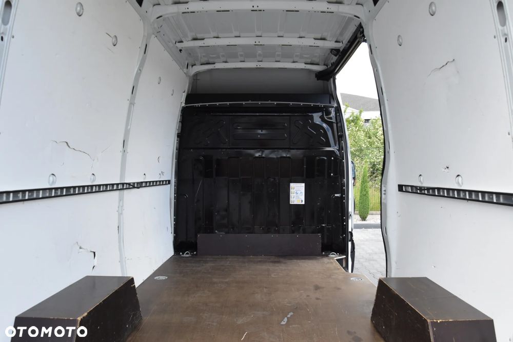Iveco DAILY 35S12 / 2.3 - 120 KM / DOSTAWCZE / BLASZAK / KLIMA / TEMPOMAT / KLIMA / TRYB CITY / SERWISOWANY / SPROWADZONY Z NIEMIEC - 22