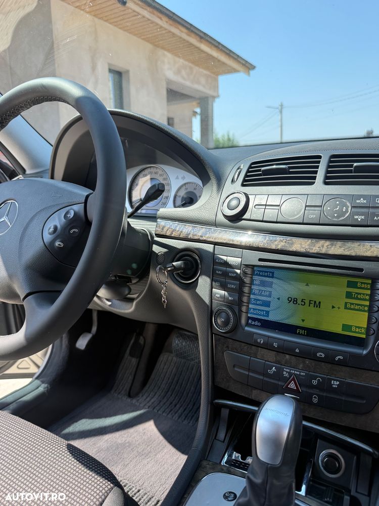 Mercedes-Benz E - 23
