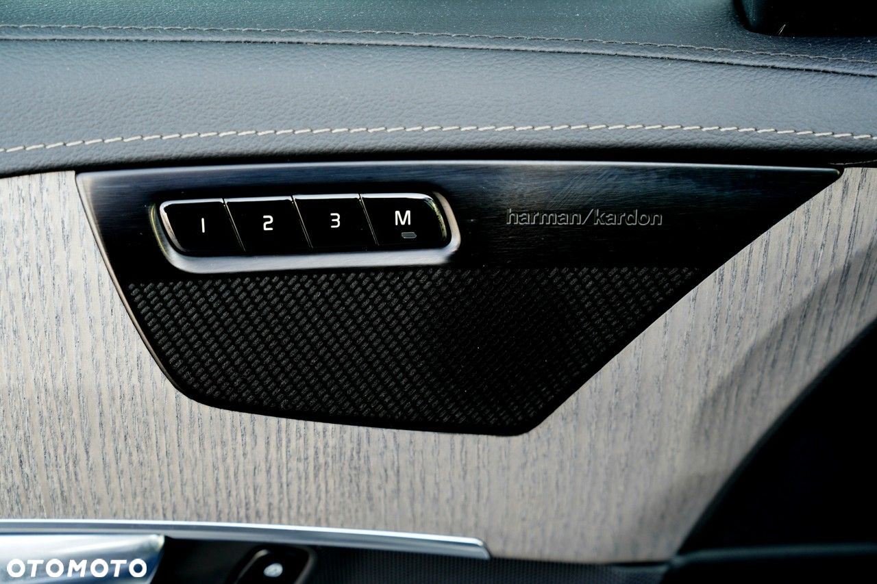 Volvo XC 90 - 27