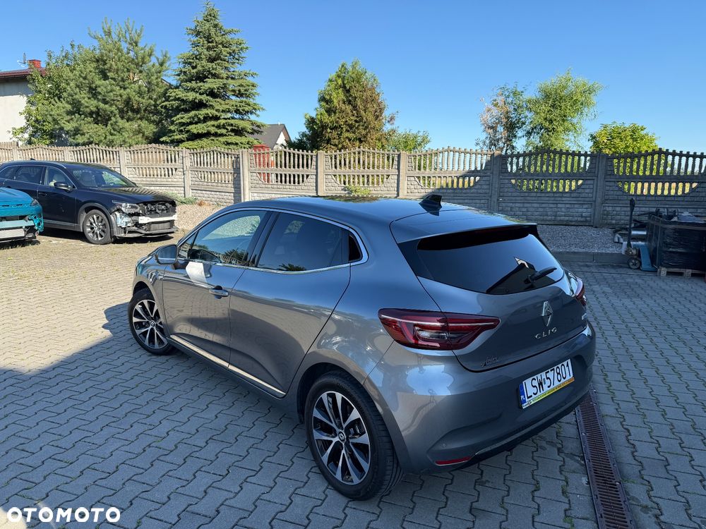 Renault Clio - 28