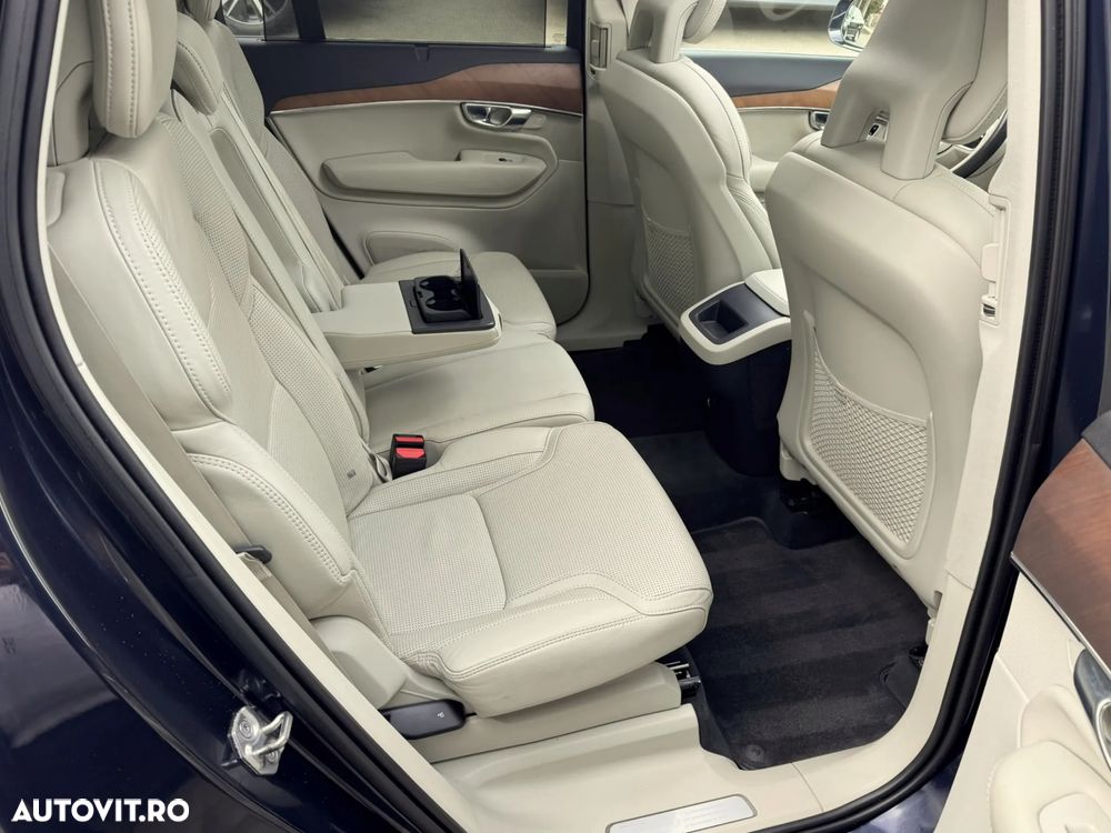 Volvo XC 90 D5 AWD Geartronic Inscription - 25